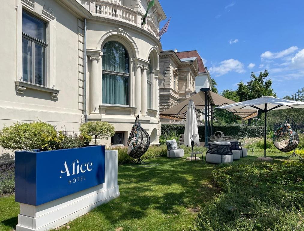 Alice Hotel - Main view