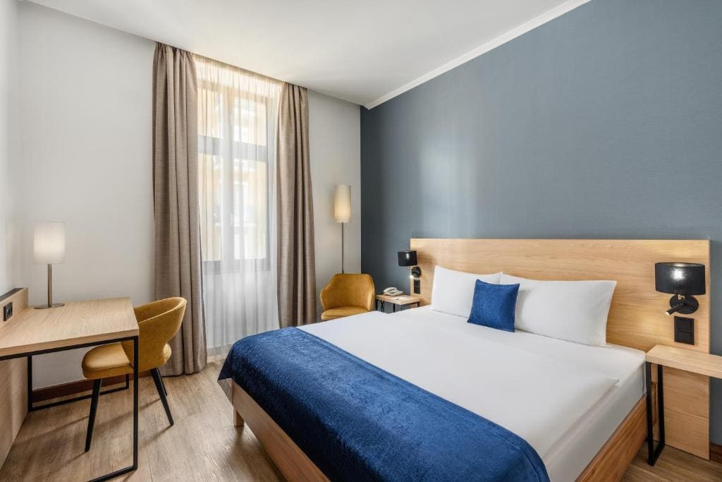 Hotel Bristol Budapest - View 2