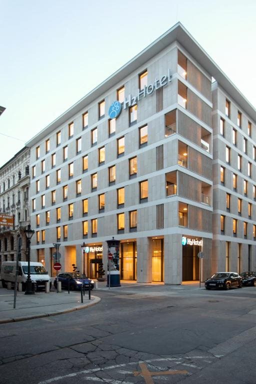H2 Hotel Budapest - View 4