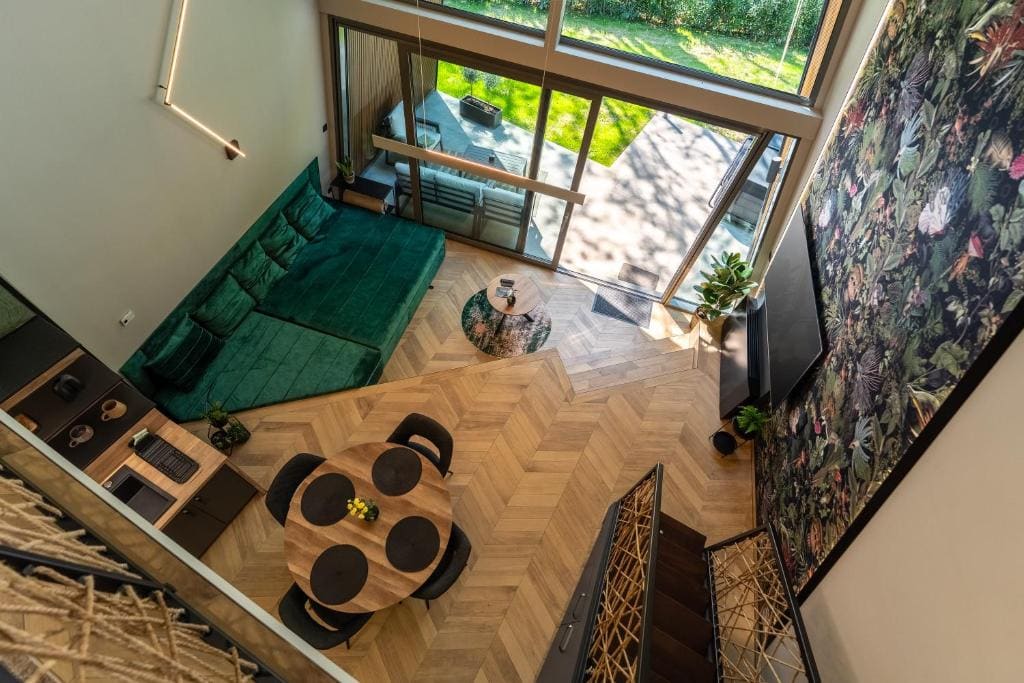 Kvarc Kabinok - View 3