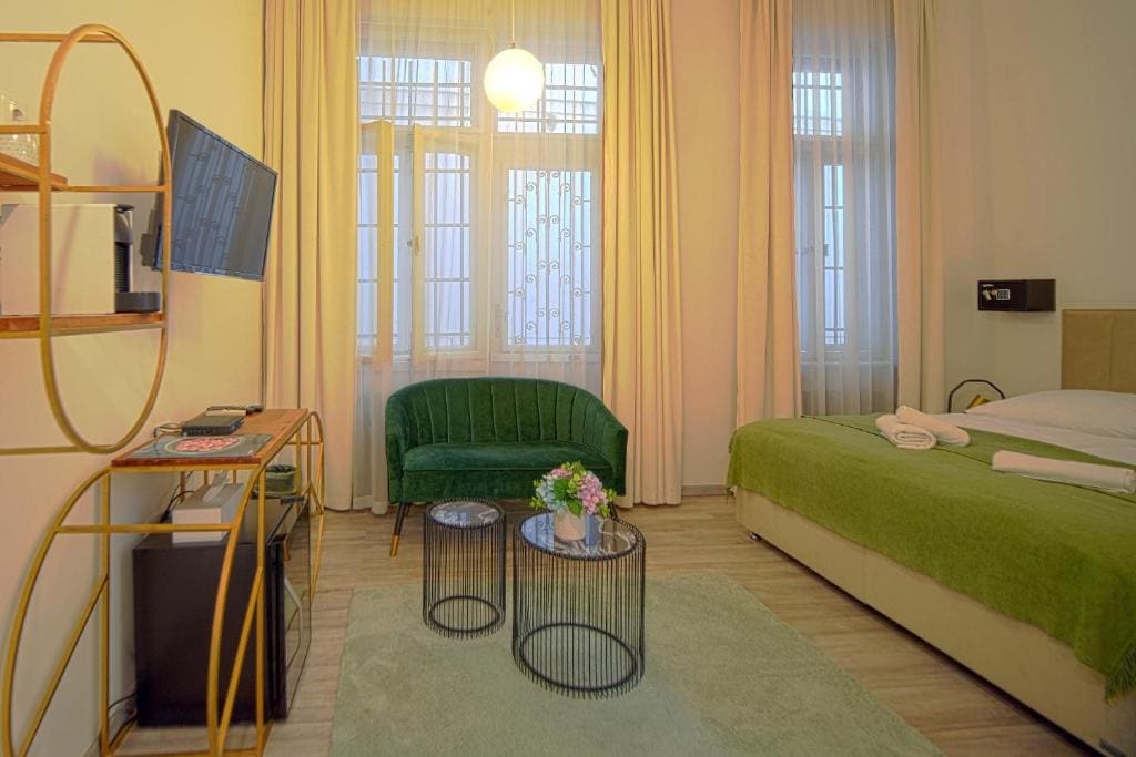 W Urban Suites Budapest - View 4