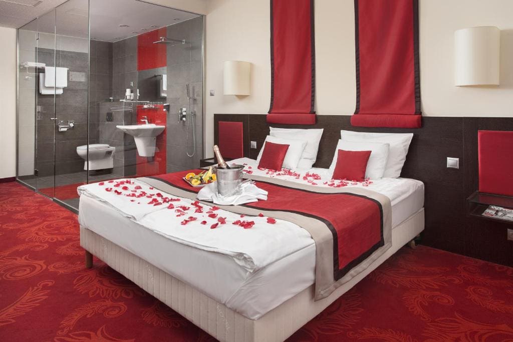 Rubin Wellness & Conference Hotel - View 2