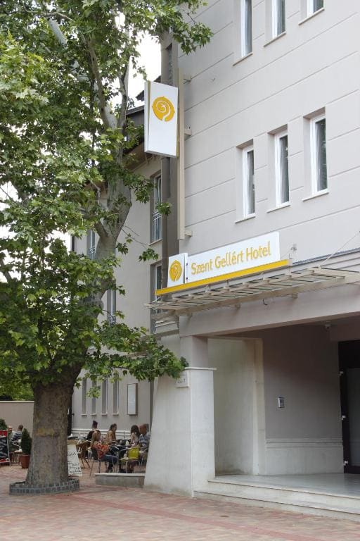 Szent Gellért Hotel - Main view