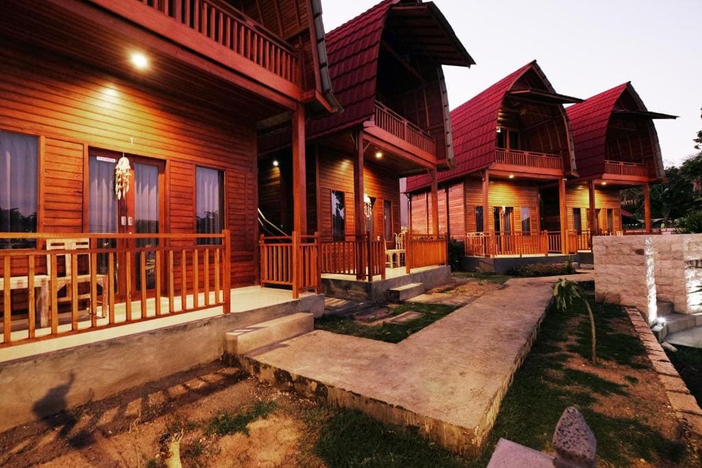Adara Beach Huts - Main view
