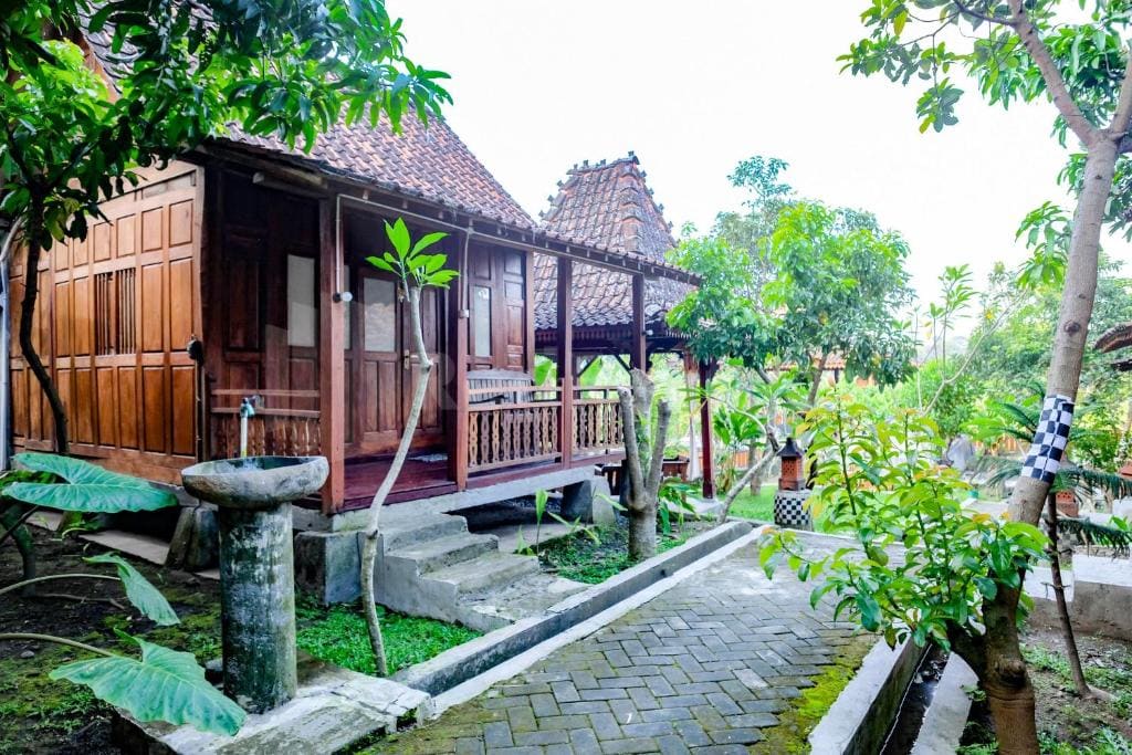 Pondok Daun D Martin Mitra RedDoorz near UMY - Main view