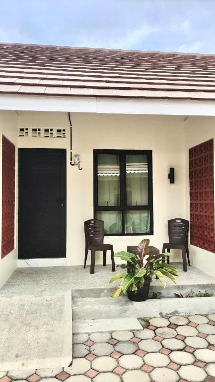 Anethos Living Tambakrejo Family Stay - View 3