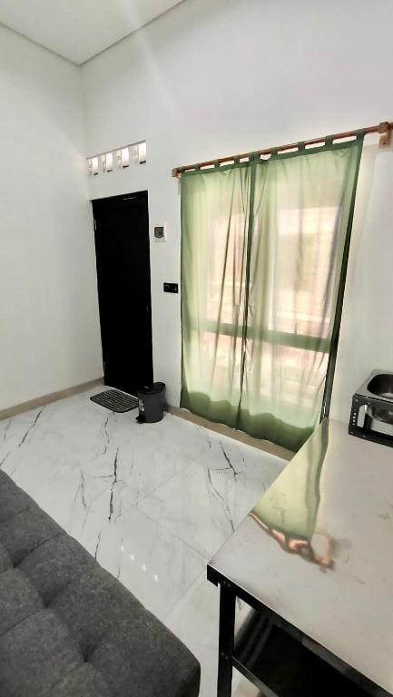 Anethos Living Tambakrejo Family Stay - View 7