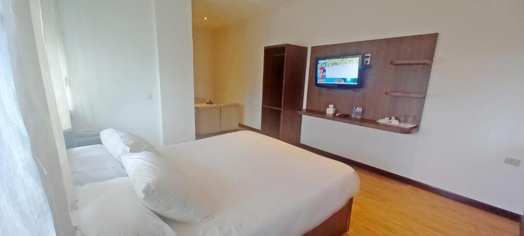 Hotel Aruni Ancol - View 5