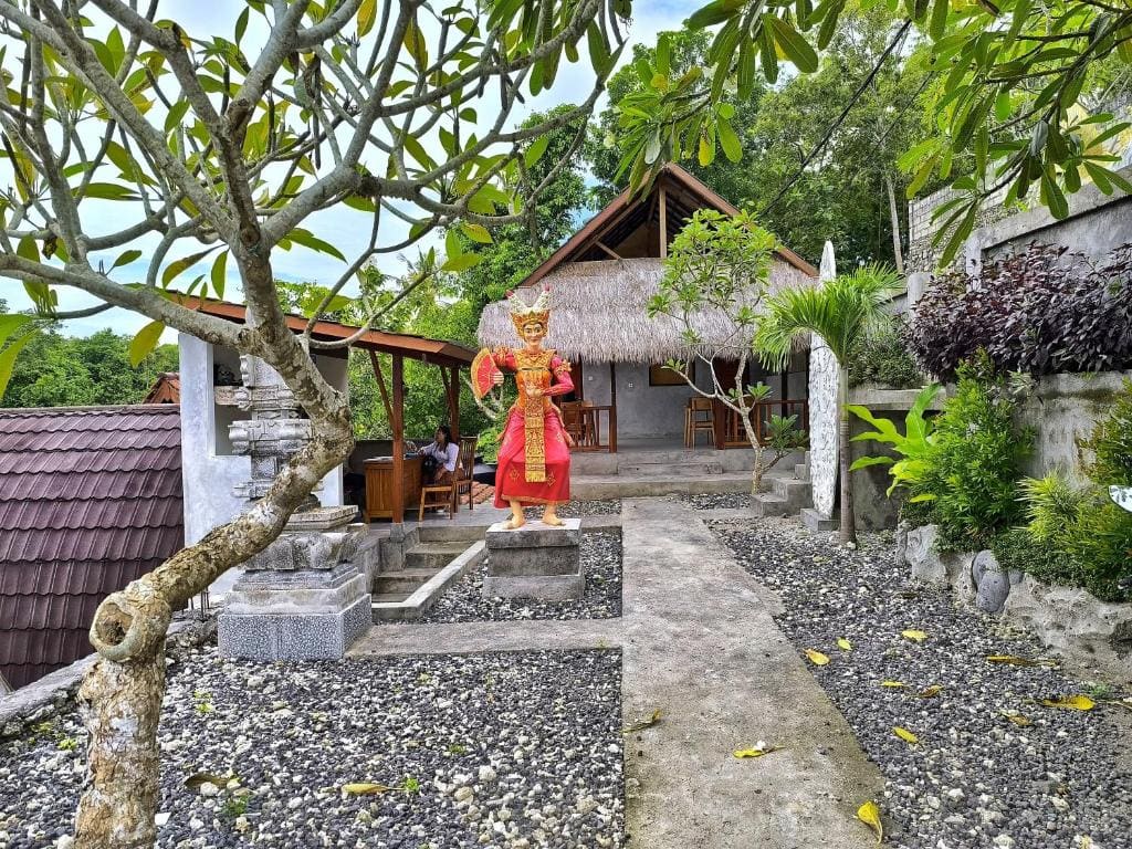 Bali Girl Penida — Ansicht 3