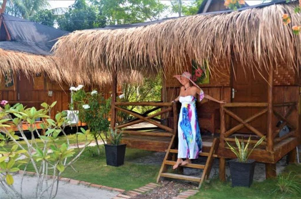 Bintan Brzee Beach in Bintan Island - Bungalow 2 - Main view