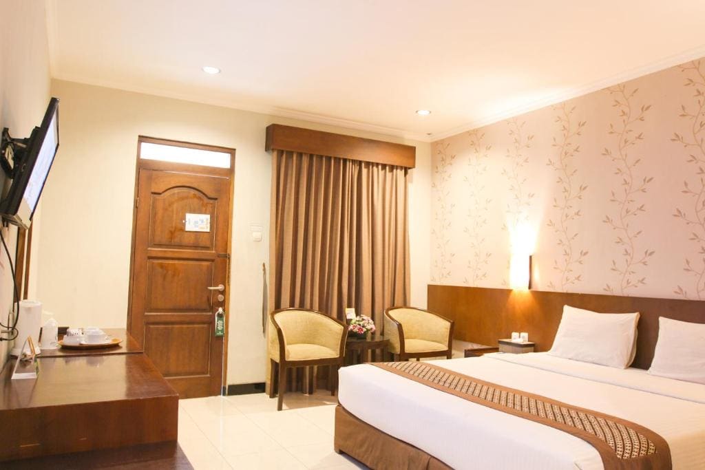 Cakra Kembang Hotel - View 6