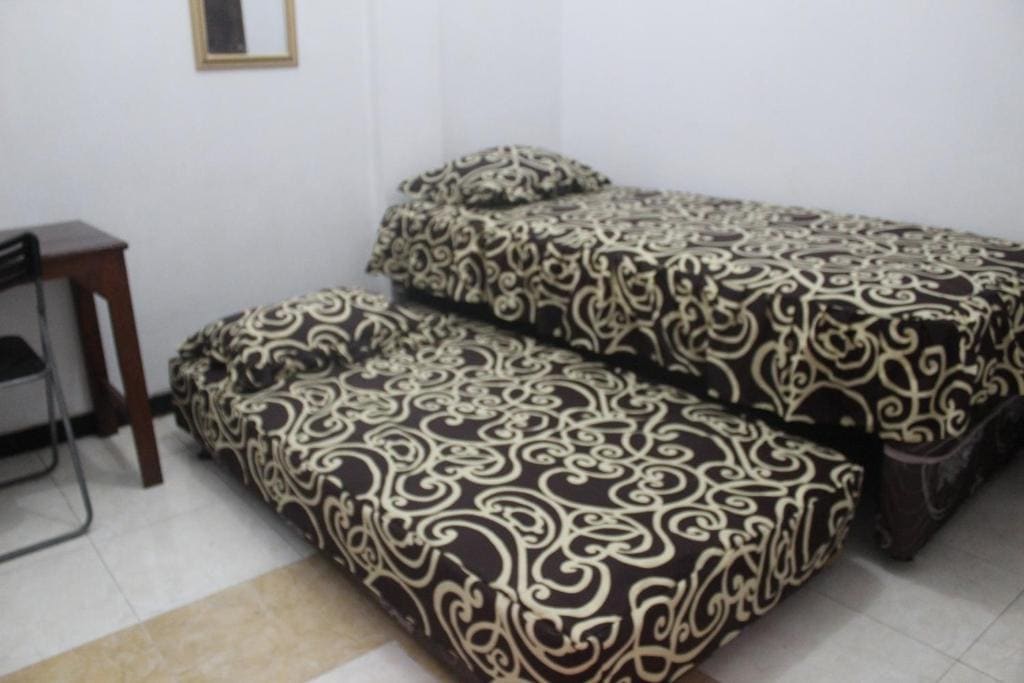 Crown Guest House - View 3