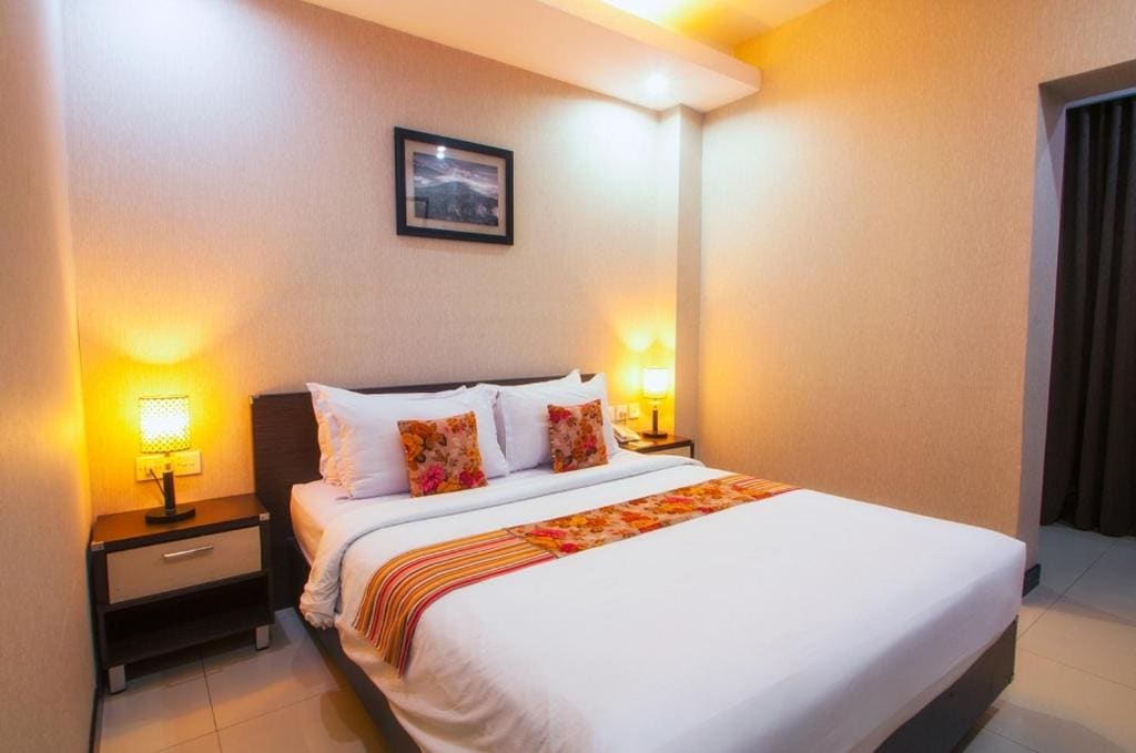 Daima Hotel Padang - View 2
