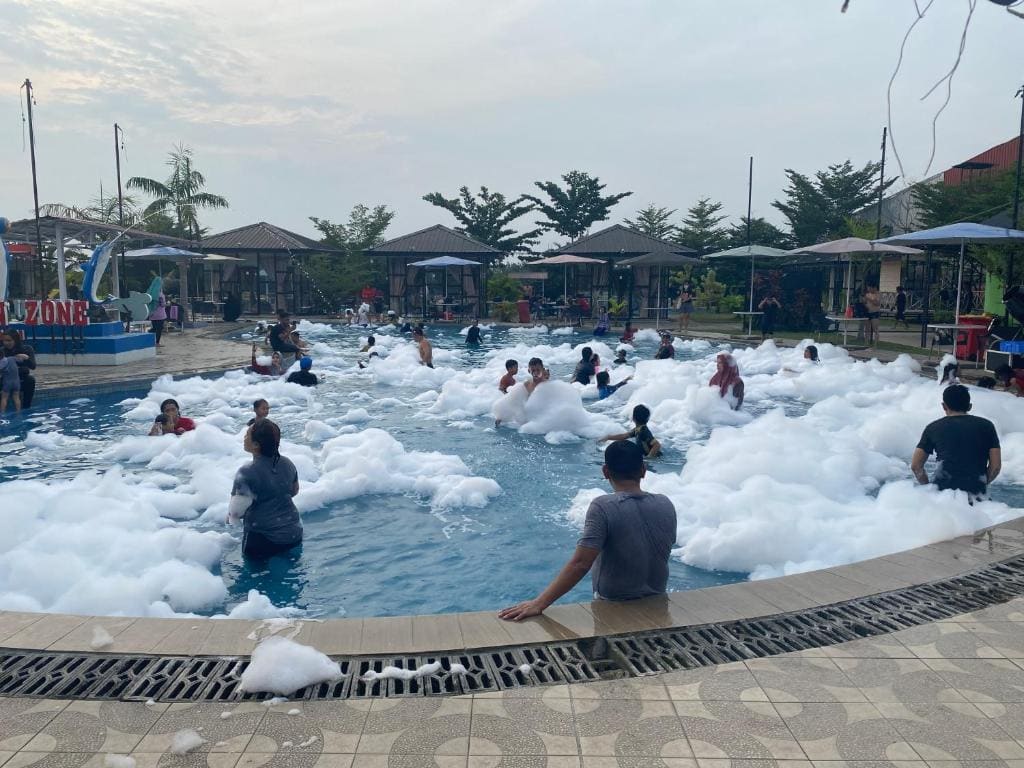 Dna Fun Zone Pekanbaru - Main view