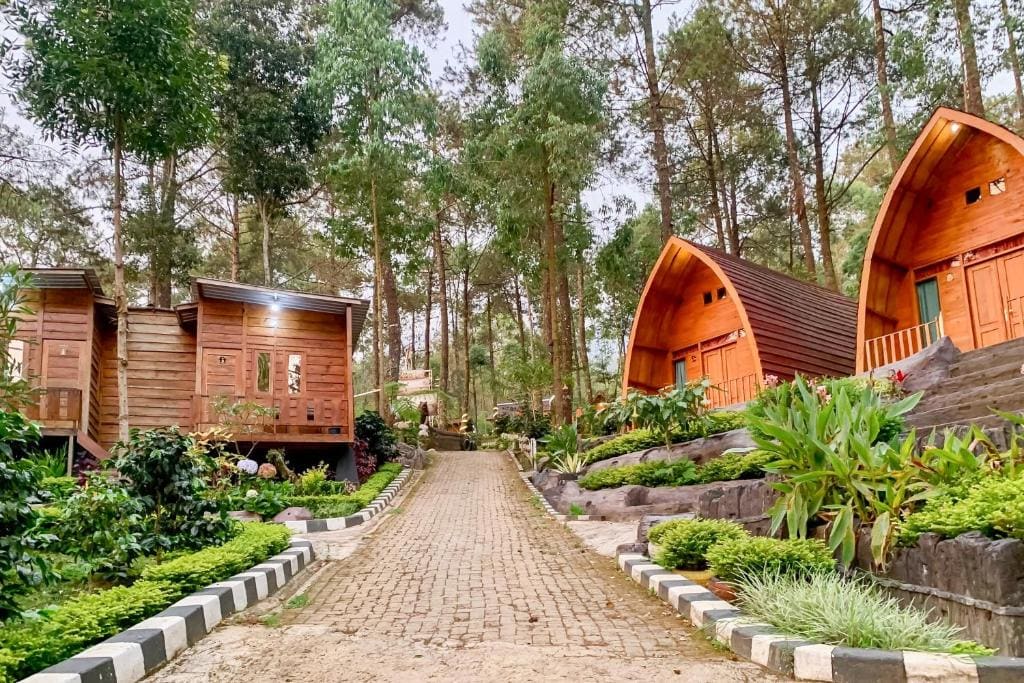 Embun Lawu Cottage Tawangmangu - Main view