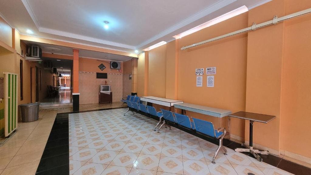 RedDoorz Syariah At Endrayanti Inn RSUD Yogyakarta - View 3