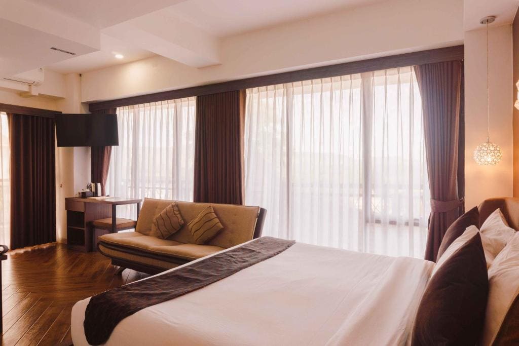 Fahira Hotel Syariah Bukittinggi - View 2