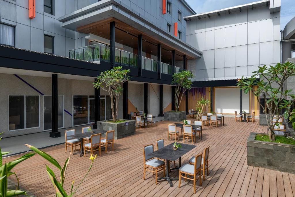 FOX Lite Hotel Majalaya - View 6