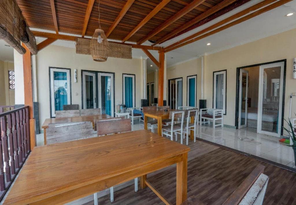 Gili White Bamboo - View 4
