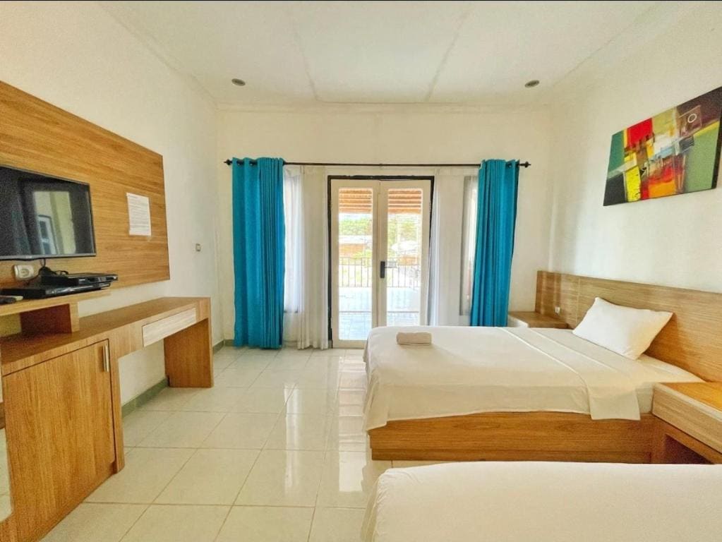 Gili White Bamboo - View 6