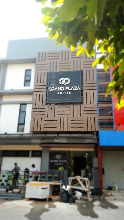Grand Plaza Suites - View 4
