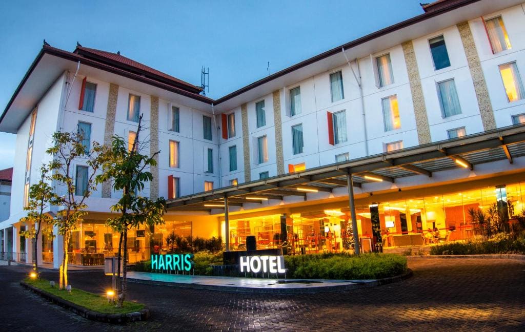 HARRIS Hotel and Conventions Denpasar Bali - Main view