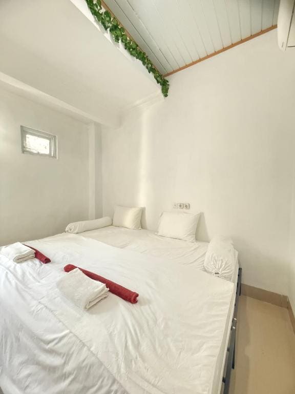 Private Room in Villa Near Nusa Dua Beach Bali - View 6