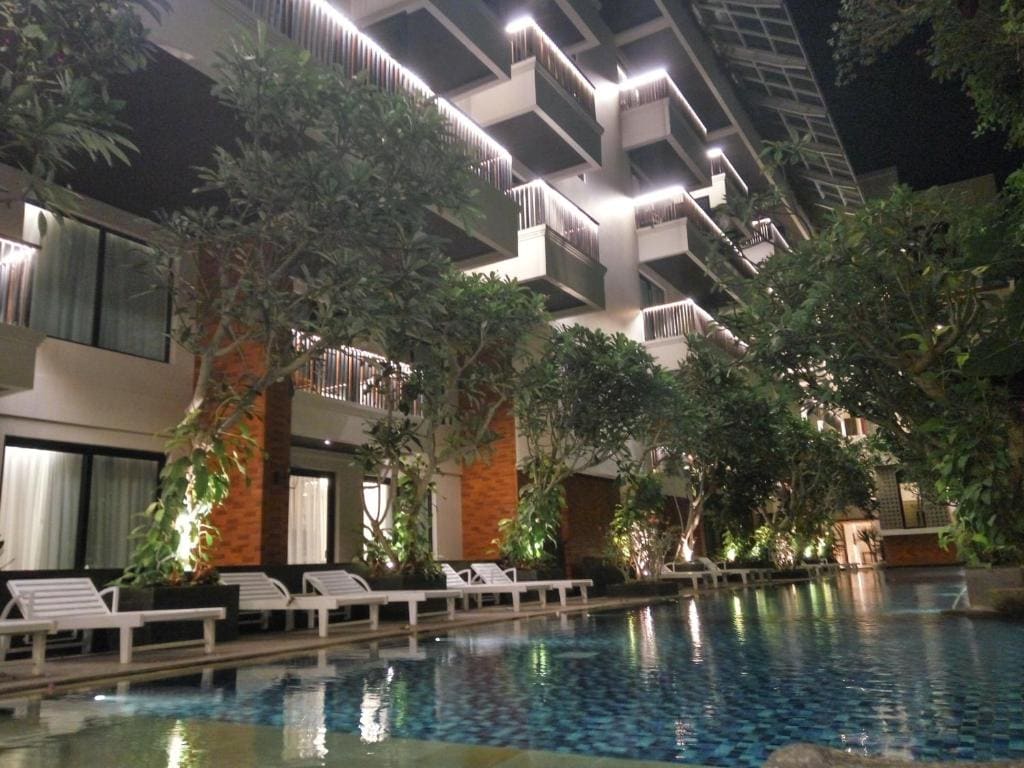 Jambuluwuk Oceano Seminyak Hotel - Main view