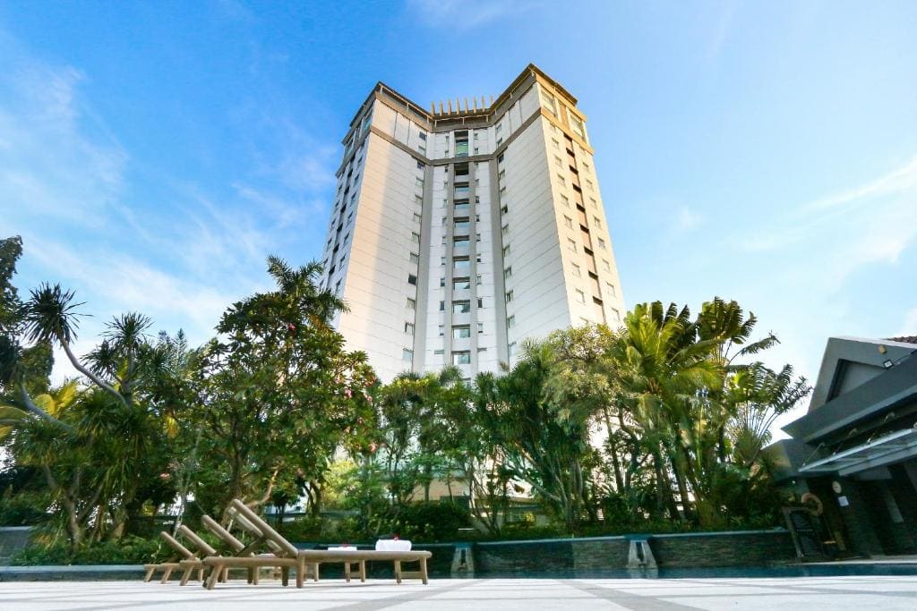 Java Paragon Hotel & Residences - Main view