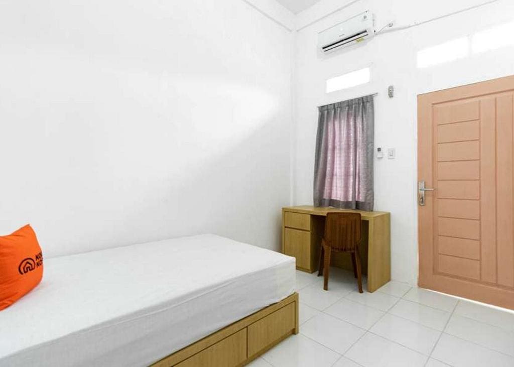 KoolKost near Wisata Purwahamba Indah Tegal — Ansicht 5