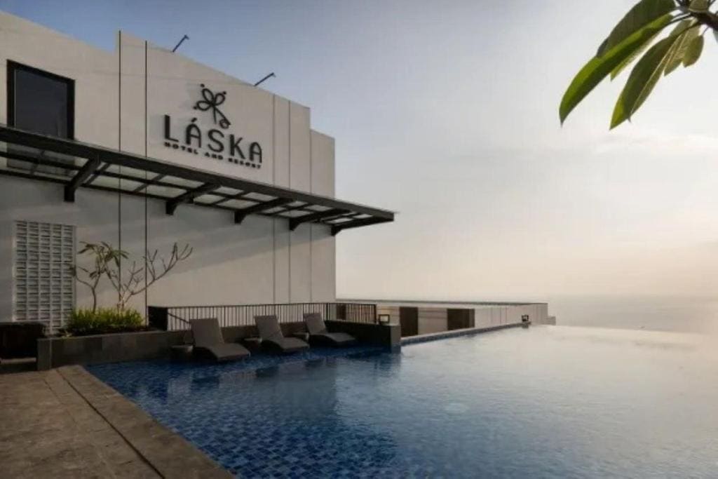 Laska Hotel & Resort Ciletuh - View 7