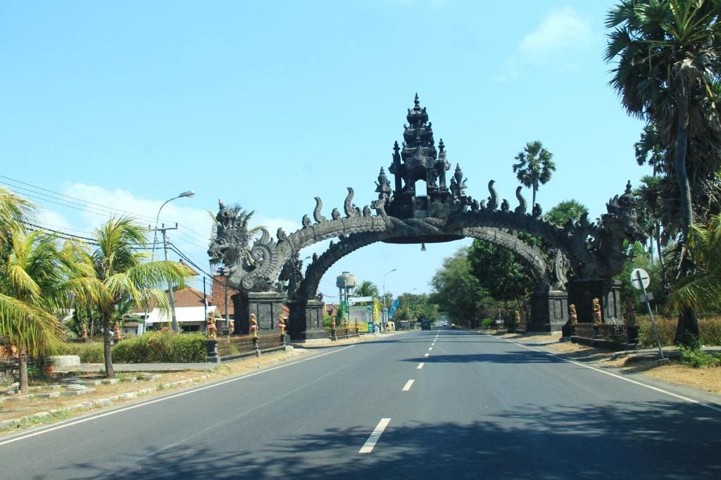 Hotel Lestari - Main view