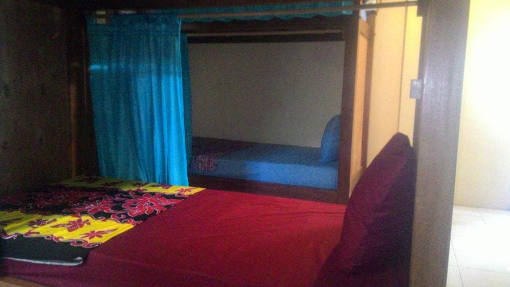Liang House and Hostel - View 5