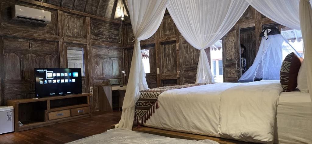 Mara inn - Main view