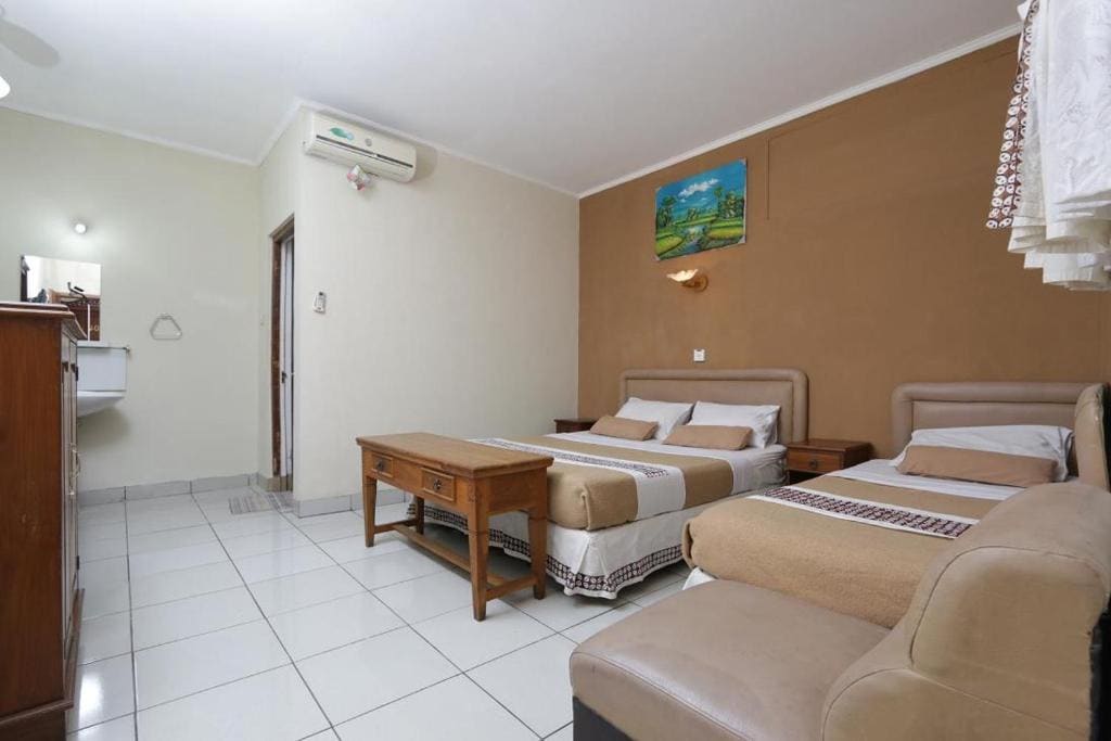 Hotel Mataram Malioboro - View 2