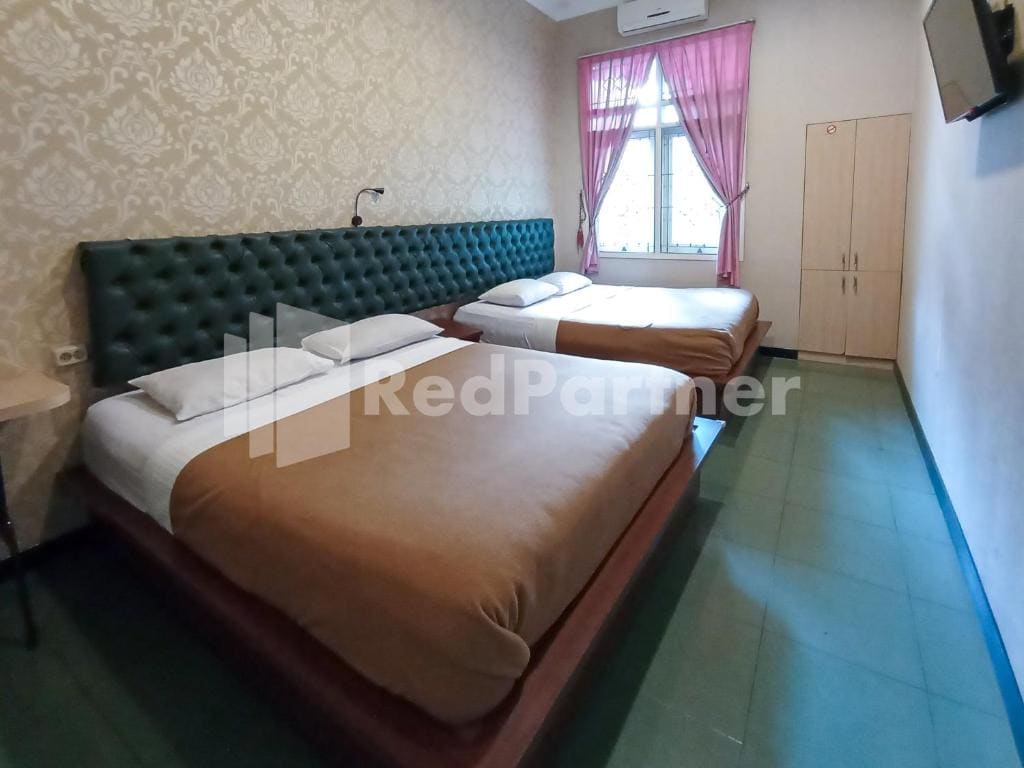 Nillo Hotel Kebumen Mitra RedDoorz - View 6