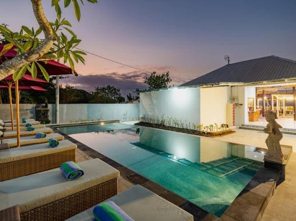 Nusa Indah Onai Hotel - View 4