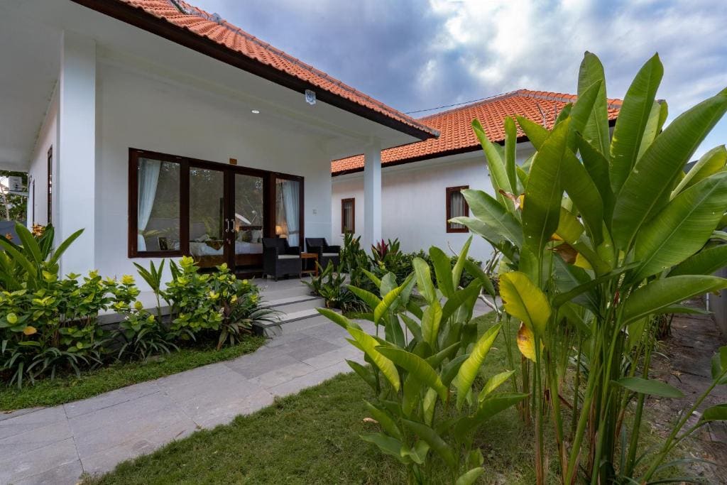 Nusa Indah Onai Hotel - View 5