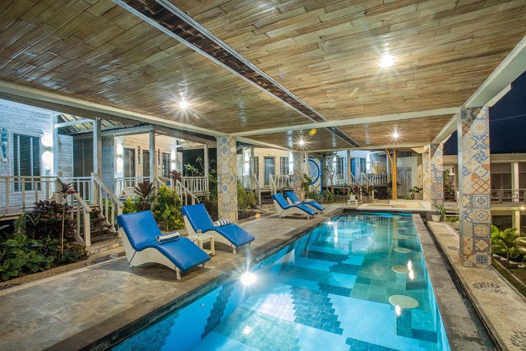 Nusa View - Oceanfront Rentals - View 4