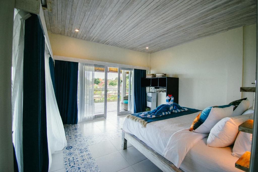 Nusa View - Oceanfront Rentals - View 3