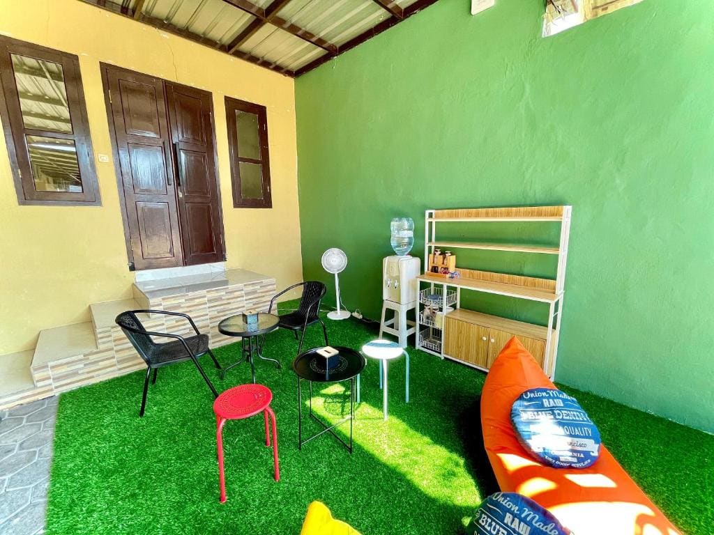 Offspring Ijen Hostel Banyuwangi - View 2