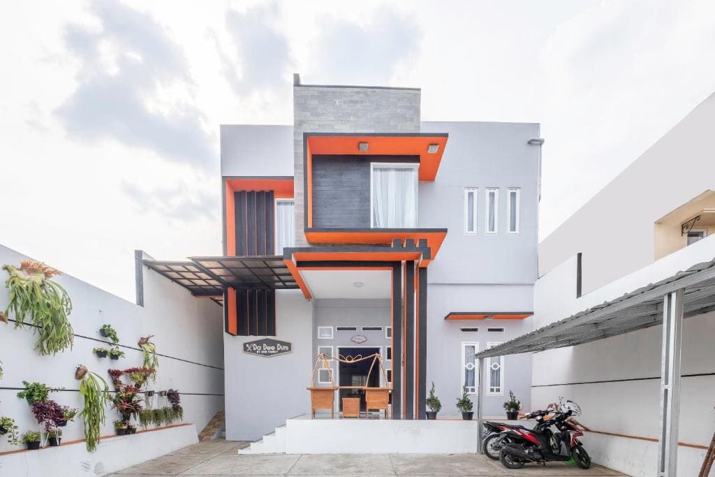 Urbanview Hotel One Family Maribaya by RedDoorz - Main view