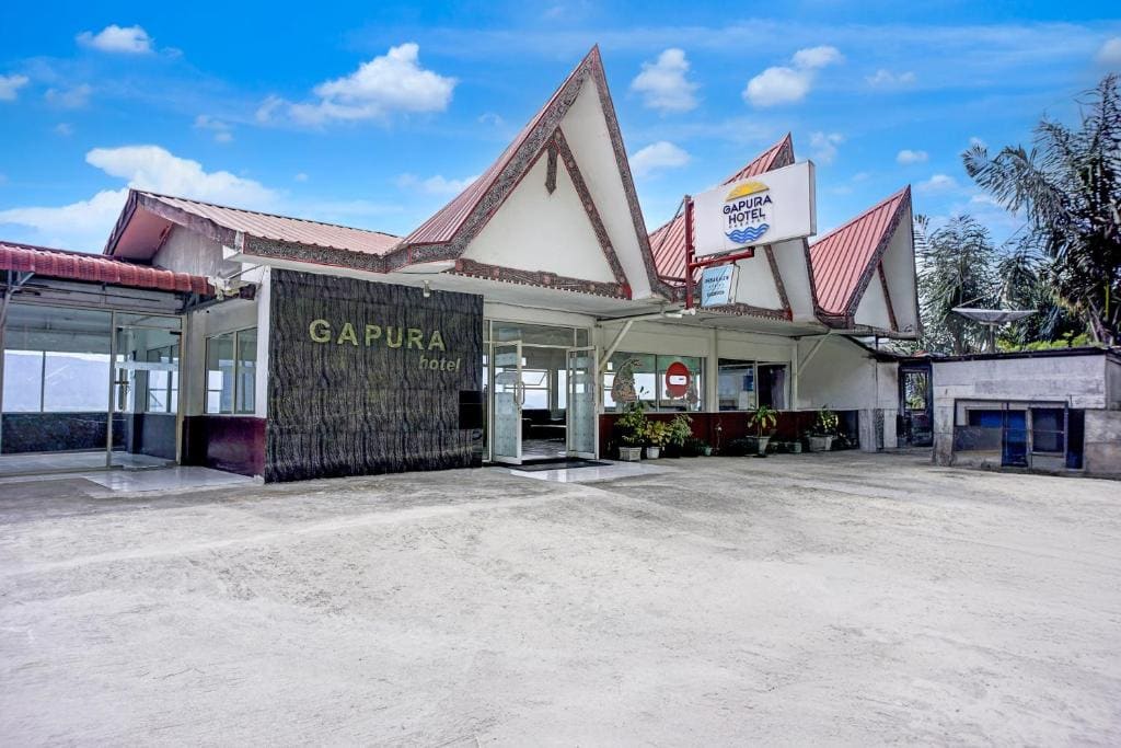 Collection O Gapura Hotel Near Parapat Penatapan Danau Toba - Main view