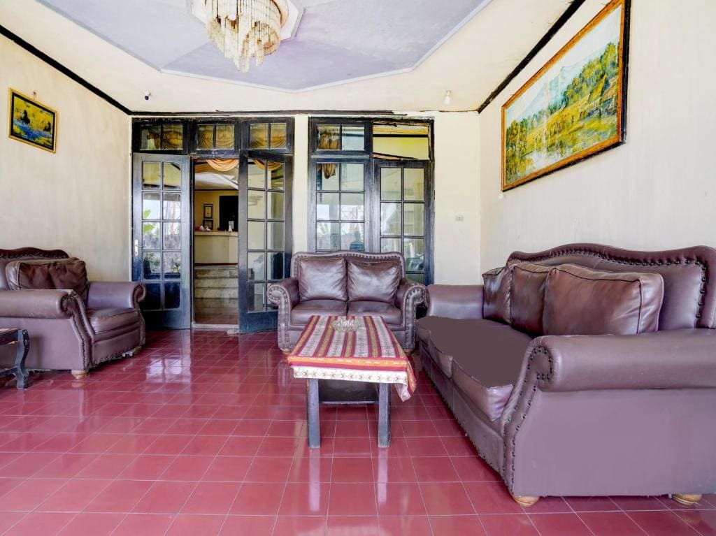 Hotel Mataram Cipanas Syariah Mitra RedDoorz - View 3