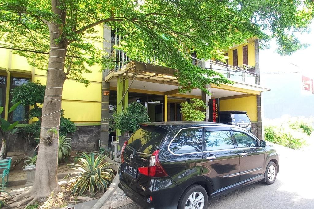 RedDoorz Syariah near Bypass Krian - Tampilan 5