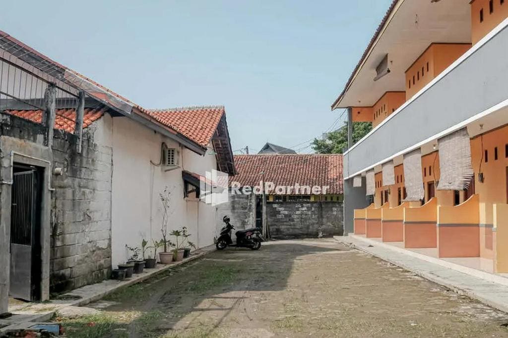 Pondok Damai Guest House Syariah Mitra RedDoorz - View 6