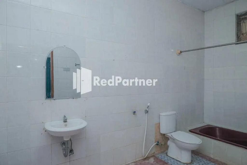 Pondok Damai Guest House Syariah Mitra RedDoorz - View 3
