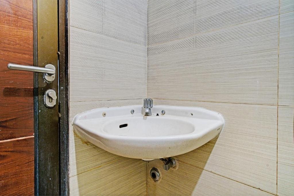 OYO Life 93065 Apartemen Gateway Pasteur By Glory Rent - Main view