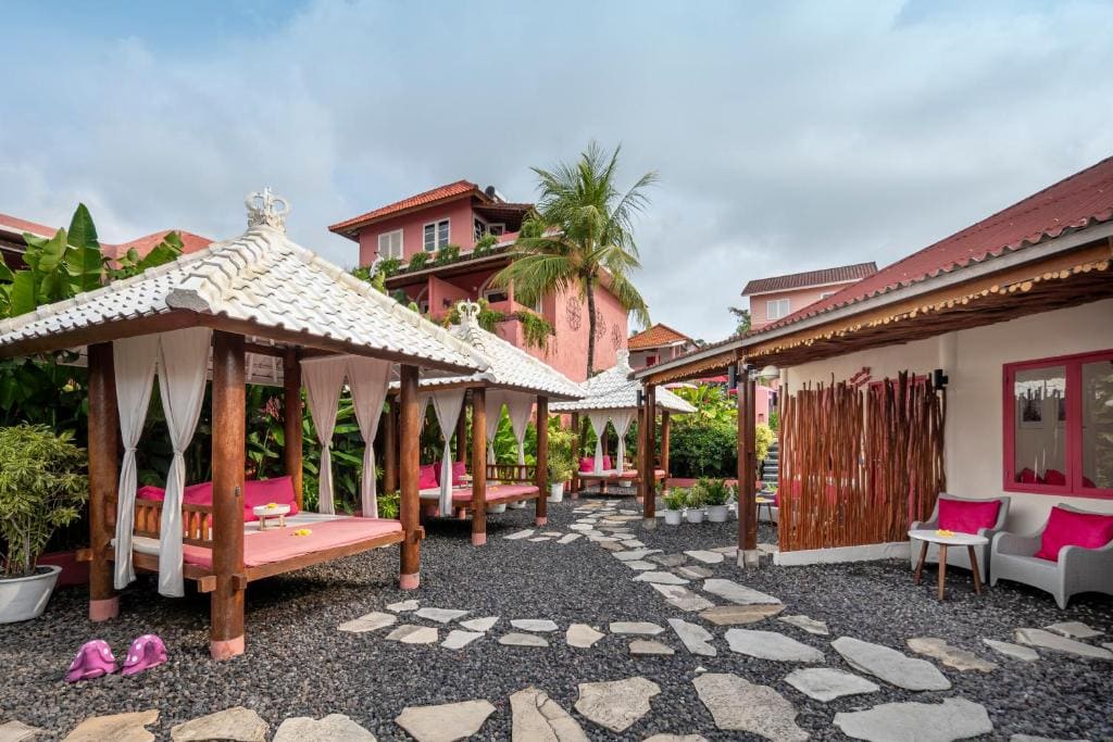 PinkCoco Uluwatu - Constant Surprises & for Cool Adults Only - View 4