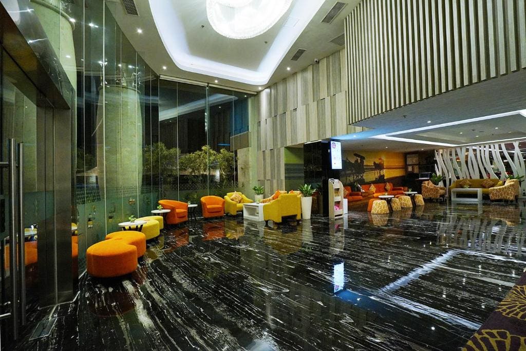Platinum Adisucipto Hotel & Conference Center - View 4